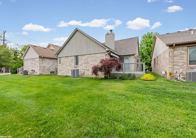 Photo 3 of Condo for sale at 20070 Ridgeway Ct, Clinton Township, MI 48038 | MLS# 58050210524 | Listing updated on 2026-06-08