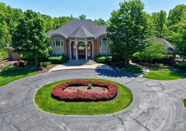 Photo 2 of Mansion for sale at 8479 Misty Meadows, Grand Blanc, MI 48439 | MLS# 20261042264 | Listing updated on 2026-07-30