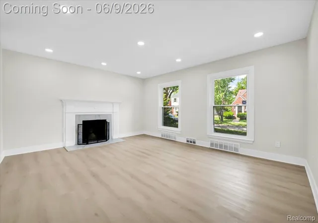 Photo 3 of Single family home for sale at 16904 Pierson St, Detroit, MI 48219 | MLS# 20261042270 | Listing updated on 2026-08-26