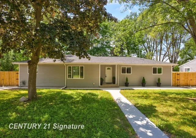 Homes for sale in Buena Vista Charter Township Saginaw, MI | 3155 Walters Dr, Buena Vista Charter Township Saginaw, MI 48601 | MLS# 61050210534