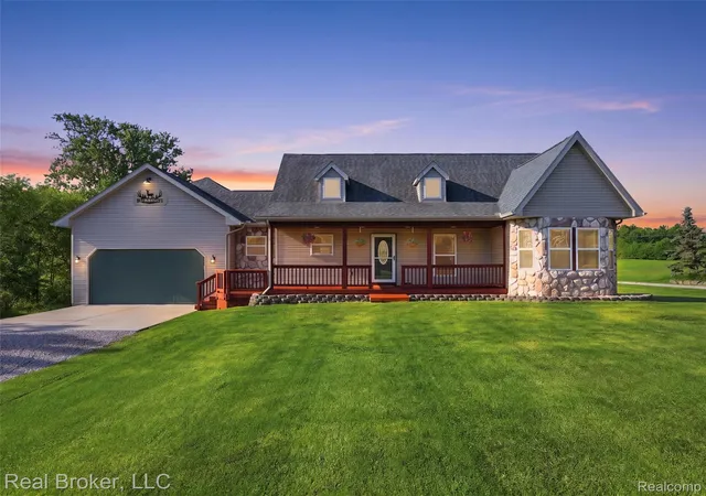 Photo 1 of Single family home for sale at 7271 Ray Rd, Swartz Creek, MI 48473 | MLS# 20261042278 | Listing updated on 2026-06-09