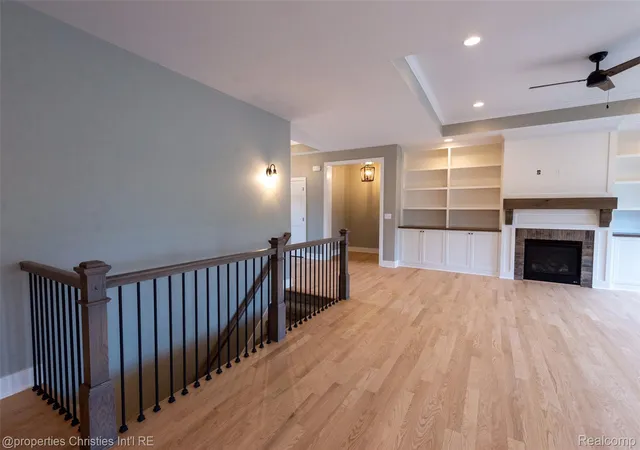 Photo 3 of Single family home for sale at 1933 Shane Ct, Oxford, MI 48370 | MLS# 20261042288 | Listing updated on 2026-07-06