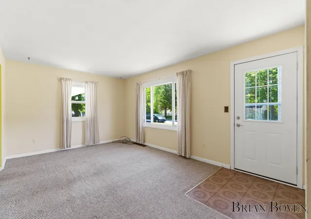 Photo 4 of Single family home for sale at 197 Carrie St, Sparta, MI 49345 | MLS# 65026027768 | Listing updated on 2026-08-18