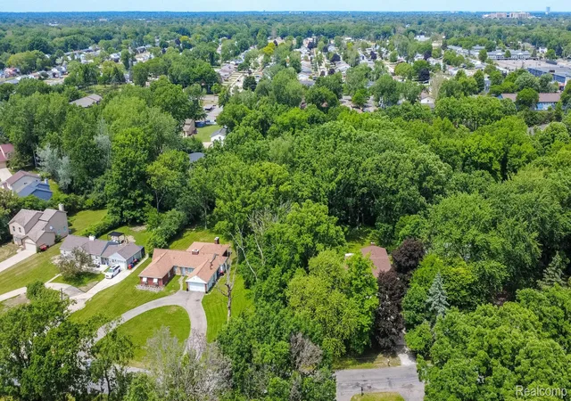 Photo 3 of Land for sale at 16034 Meadowood Ave, Southfield, MI 48076 | MLS# 20261042304 | Listing updated on 2026-09-03