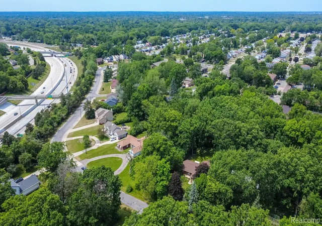 Photo 4 of Land for sale at 16034 Meadowood Ave, Southfield, MI 48076 | MLS# 20261042304 | Listing updated on 2026-09-03