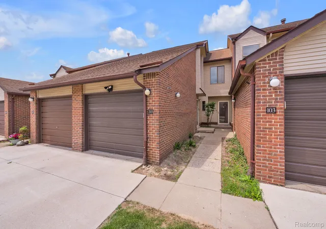 Photo 3 of Condo for sale at 6689 Ridgefield Cir #203, West Bloomfield, MI 48322 | MLS# 20261042320 | Listing updated on 2026-07-06