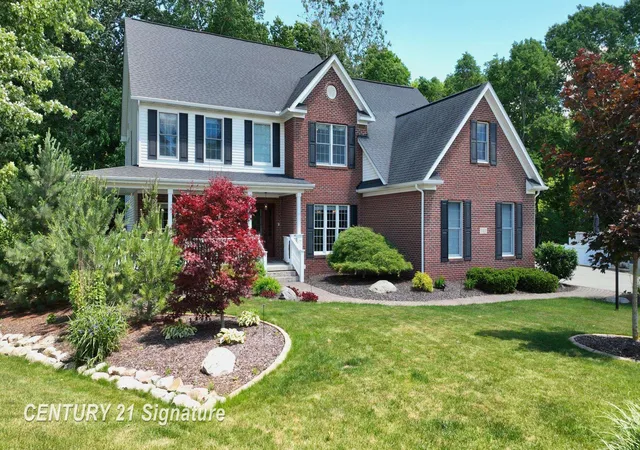 Photo 2 of Single family home for sale at 5301 Chin Maya Dr, Swartz Creek, MI 48473 | MLS# 5050210542 | Listing updated on 2026-07-17