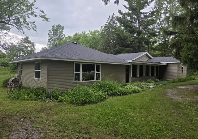 1st image of 13799 8th Ave, Marne, MI 49435 | MLS# 65026027794