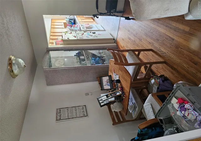 Listing Photo 5 - Condo for sale in building located at 9700 Pine St, Taylor, MI 48180