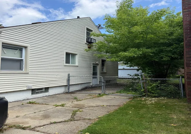 Photo 2 of Single family home for sale at 20237 Washtenaw St, Harper Woods, MI 48225 | MLS# 60050210549 | Listing updated on 2026-06-24