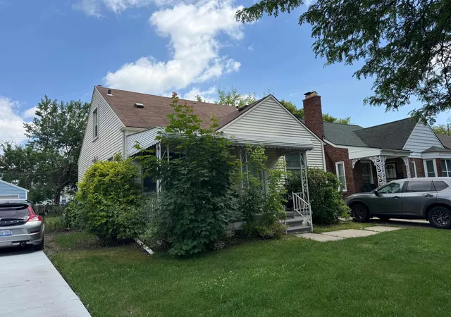 Photo 3 of Single family home for sale at 20237 Washtenaw St, Harper Woods, MI 48225 | MLS# 60050210549 | Listing updated on 2026-06-24