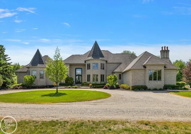 2nd image of 61391 Indian Trail Rd, Ray, MI 48096 | MLS# 58050210556