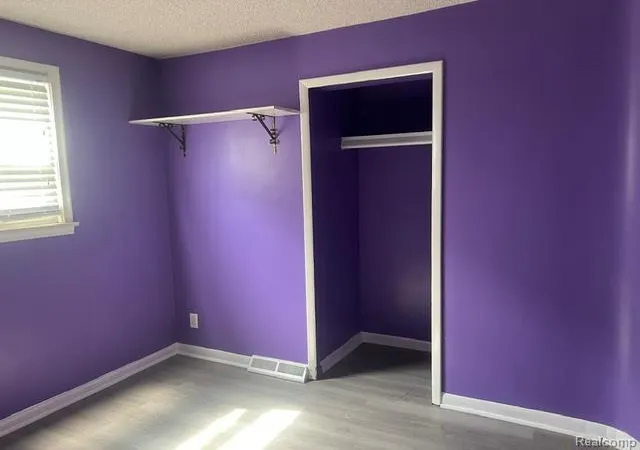 Photo 4 of Single family home for sale at 19351 Eastland St, Roseville, MI 48066 | MLS# 20261042396 | Listing updated on 2026-07-22