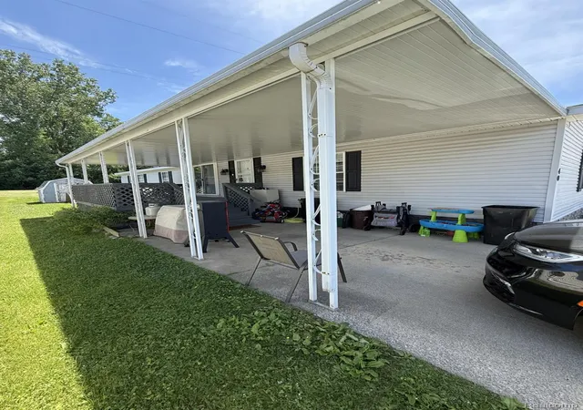 Homes for sale in Swartz Creek City Genesee, MI | 40 Bellwood, Swartz Creek City Genesee, MI 48473 | MLS# 20261042400