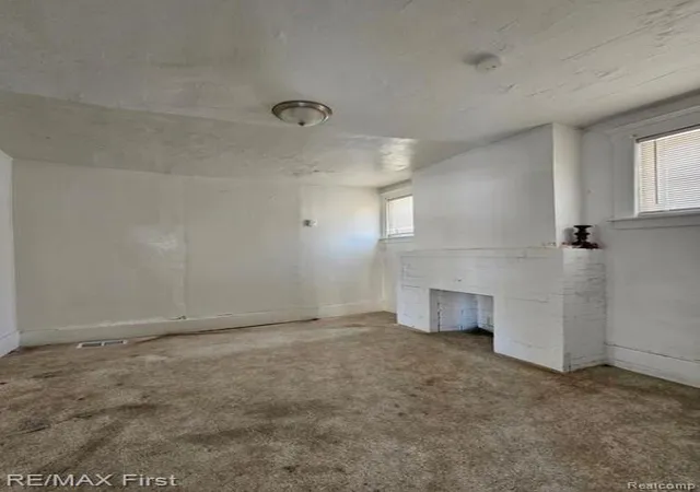 Photo 3 of Single family home for sale at 9755 Nardin Dr, Detroit, MI 48204 | MLS# 20261042411 | Listing updated on 2026-09-21
