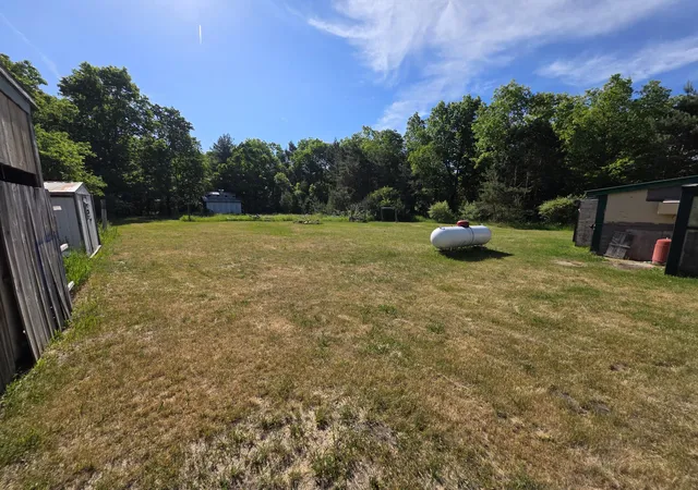 Photo 3 of Single family home for sale at 3837 Fawn Rd, Wellston, MI 49689 | MLS# 67026027828 | Listing updated on 2026-09-18