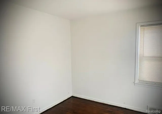 Photo 4 of Single family home for sale at 15910 W Parkway St, Detroit, MI 48223 | MLS# 20261042442 | Listing updated on 2026-09-21