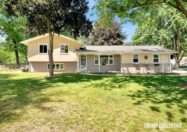 1st image of 1467 Mapleview St Se, Grand Rapids, MI 49508 | MLS# 65026027833
