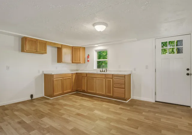 5th image of 209 S River St, Evart, MI 49631 | MLS# 72026027879