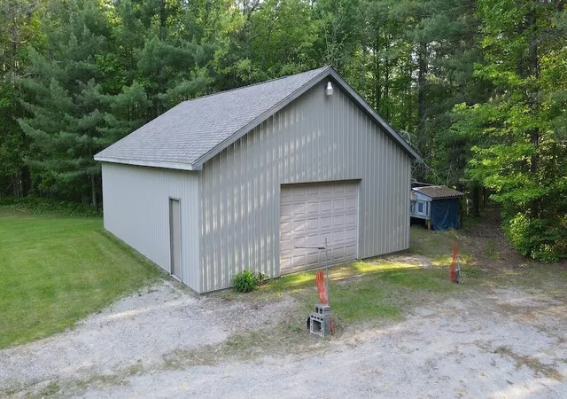 Photo 3 of Single family home for sale at 4335 Kings Cor Rd, Glennie, MI 48737 | MLS# 68026027875 | Listing updated on 2026-06-29