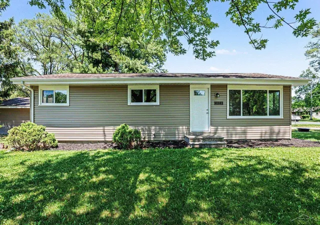 Photo 1 of Single family home for sale at 4841 Eva St, Saginaw, MI 48601 | MLS# 61050210599 | Listing updated on 2026-09-22