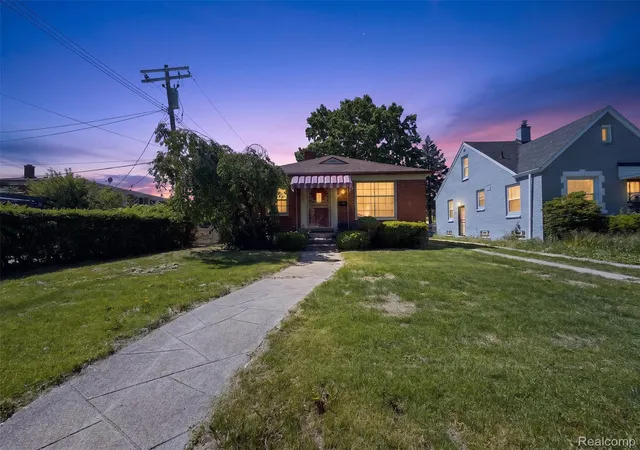 Photo 1 of Single family home for sale at 11529 Roxbury St, Detroit, MI 48224 | MLS# 20261042574 | Listing updated on 2026-07-06