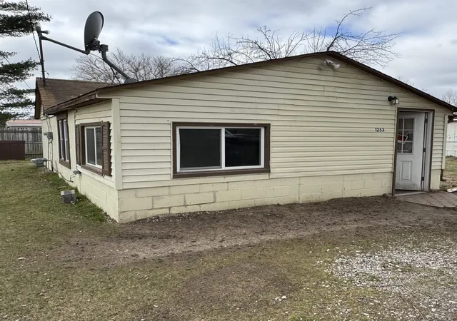 1st image of 1253 Denton Creek Rd, Beaverton, MI 48612 | MLS# 61050210609