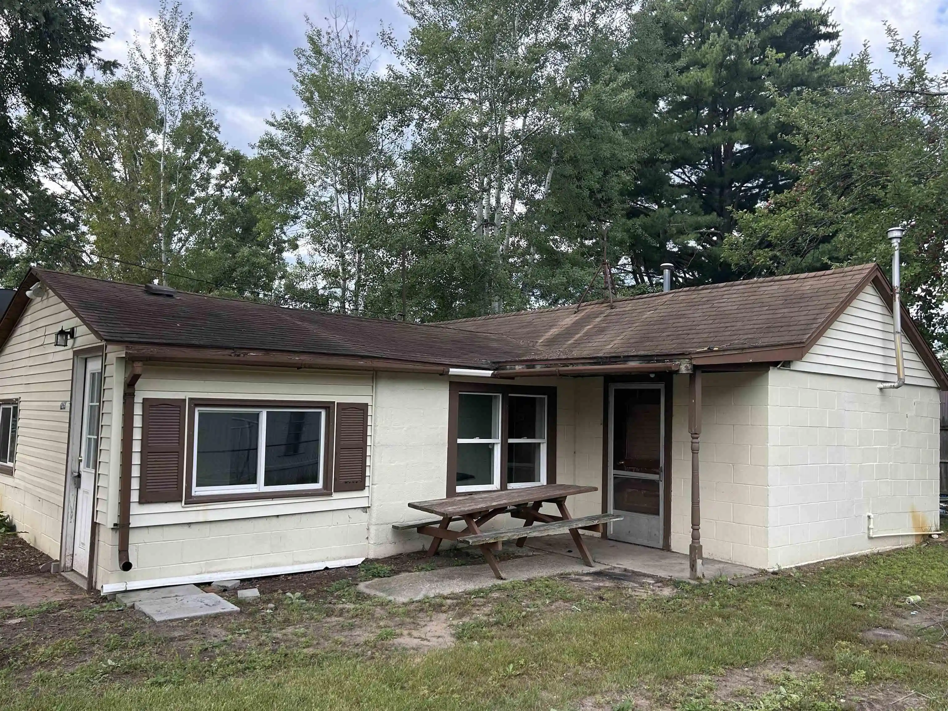 Photo 1 of Single family home for sale at 1253 Denton Crk Rd, Beaverton, MI 48612 | MLS# 61050210609 | Listing updated on 2026-09-18