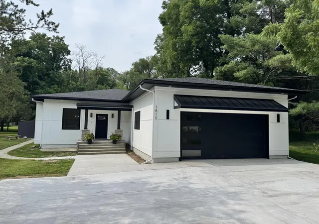1st image of 1810 Nw Leonard St, Tallmadge Charter Township Ottawa, MI 49534 | MLS# 65026027913