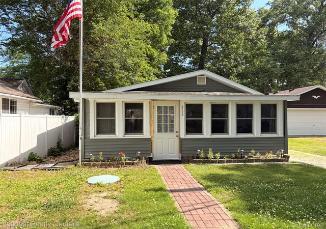 Homes for sale in Norvell Township Jackson, MI | 2025 Parkwood Ct, Norvell Township Jackson, MI 49230 | MLS# 20261042601