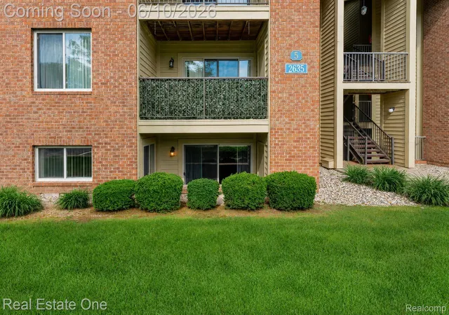 Homes for sale in Auburn Hills City Oakland, MI | 2635 Greenstone Blvd #501, Auburn Hills City Oakland, MI 48326 | MLS# 20261042616