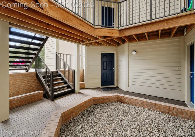 3rd image of 2635 Greenstone Blvd, Auburn Hills, MI 48326