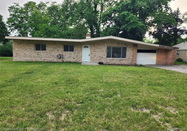 Photo 1 of Single family home for sale at 27391 Spring Arbor Dr, Southfield, MI 48076 | MLS# 20261042618 | Listing updated on 2026-07-06