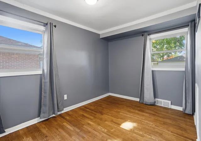 Photo 4 of Single family home for sale at 28604 Bohn St, Roseville, MI 48066 | MLS# 81026027922 | Listing updated on 2026-09-07