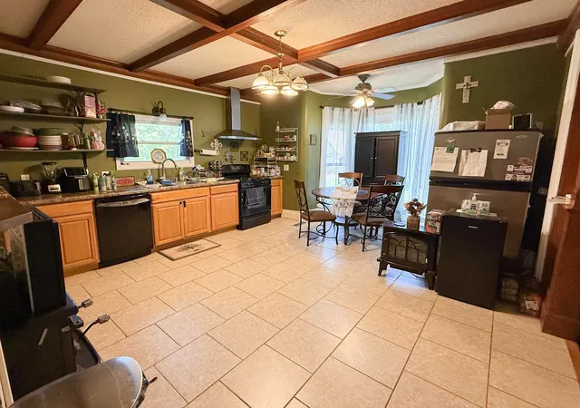 Photo 4 of Single family home for sale at 405 E Saginaw, St Louis City Gratiot, MI 48880 | MLS# 79080069403 | Listing updated on 2026-07-18