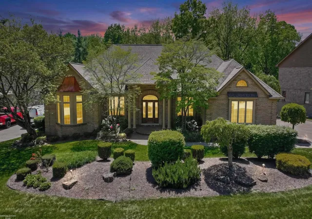 Photo 1 of Sale Pending at 5500 Crystal Crk Ln, Washington, MI 48094 | MLS# 58050210618 | Listing updated on 2026-07-07