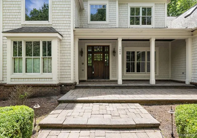 2nd image of 1600 S Hickory Ridge Trl, Milford, MI 48380 | MLS# 20261042655