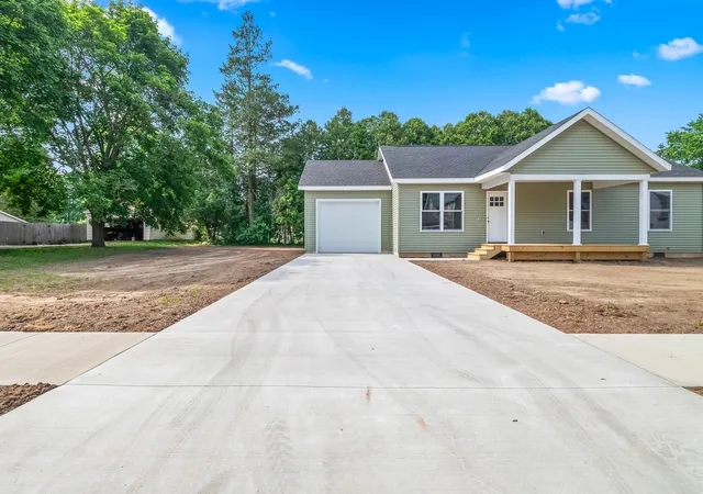 5th image of 203 Pelton Ave, Coldwater, MI 49036 | MLS# 62026027961