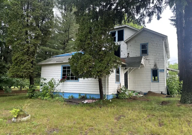 1st image of 33259 Orchard St, Covert, MI 49043 | MLS# 69026027962