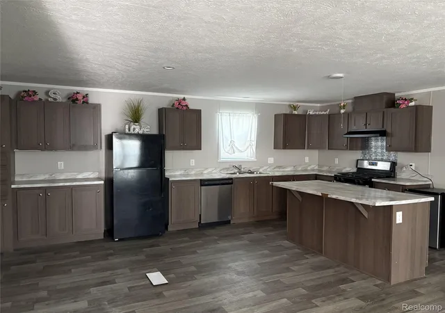 Photo 3 of Single family home for sale at 4229 Hillary Crk, Burton, MI 48519 | MLS# 20261042702 | Listing updated on 2026-07-06