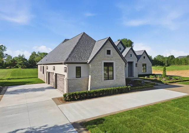 Photo 4 of Single family home for sale at 5803 Cotswold Dr, Washington, MI 48094 | MLS# 58050210646 | Listing updated on 2026-07-17