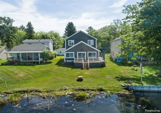 Photo 1 of Single family home for sale at 3515 Highland Blvd, Highland, MI 48356 | MLS# 20261042740 | Listing updated on 2026-09-03