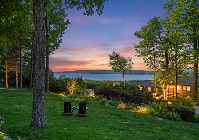 2nd image of 1425 Bay View Hts, Petoskey, MI 49770 | MLS# 78080069413