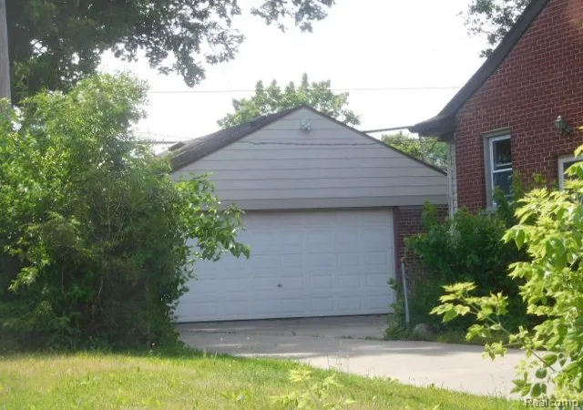 Photo 2 of Single family home for sale at 23855 Couzens Ave, Hazel Park, MI 48030 | MLS# 20261042814 | Listing updated on 2026-08-13