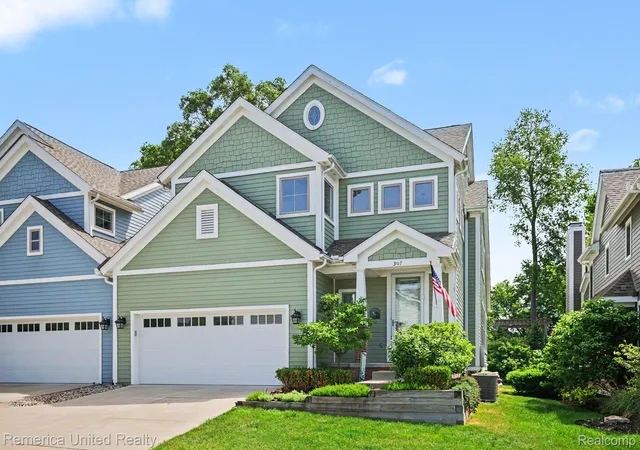 3rd image of 307 River Wood Trl S, Milford, MI 48381