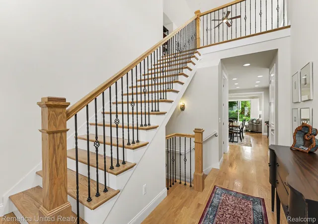 4th image of 307 River Wood Trl S, Milford, MI 48381