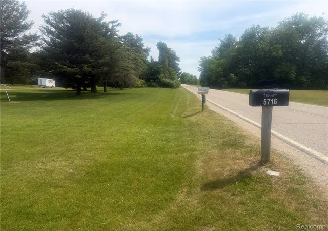 3rd image of 5716 Falkenbury Rd, North Branch, MI 48461 | MLS# 20261042844