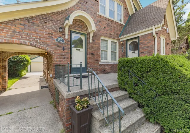 Photo 3 of Multi family home for sale at 4205 Haverhill St, Detroit, MI 48224 | MLS# 20261042851 | Listing updated on 2026-08-19