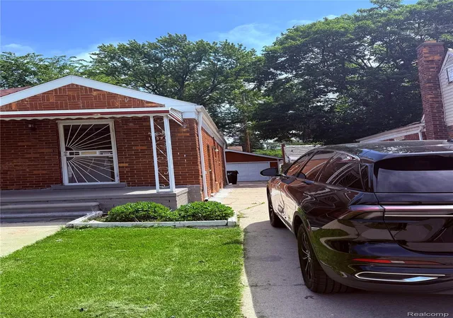 Photo 2 of Single family home for sale at 19320 Gable St, Detroit City Wayne, MI 48234 | MLS# 20261042877 | Listing updated on 2026-08-31