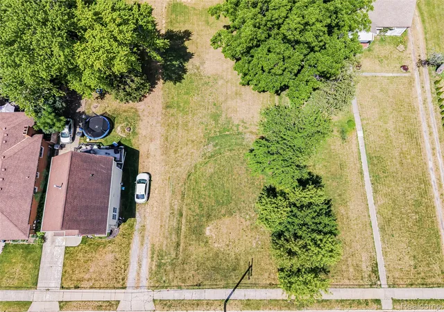 Photo 2 of Land for sale at 27335 Maple St, Roseville, MI 48066 | MLS# 20261042880 | Listing updated on 2026-07-13